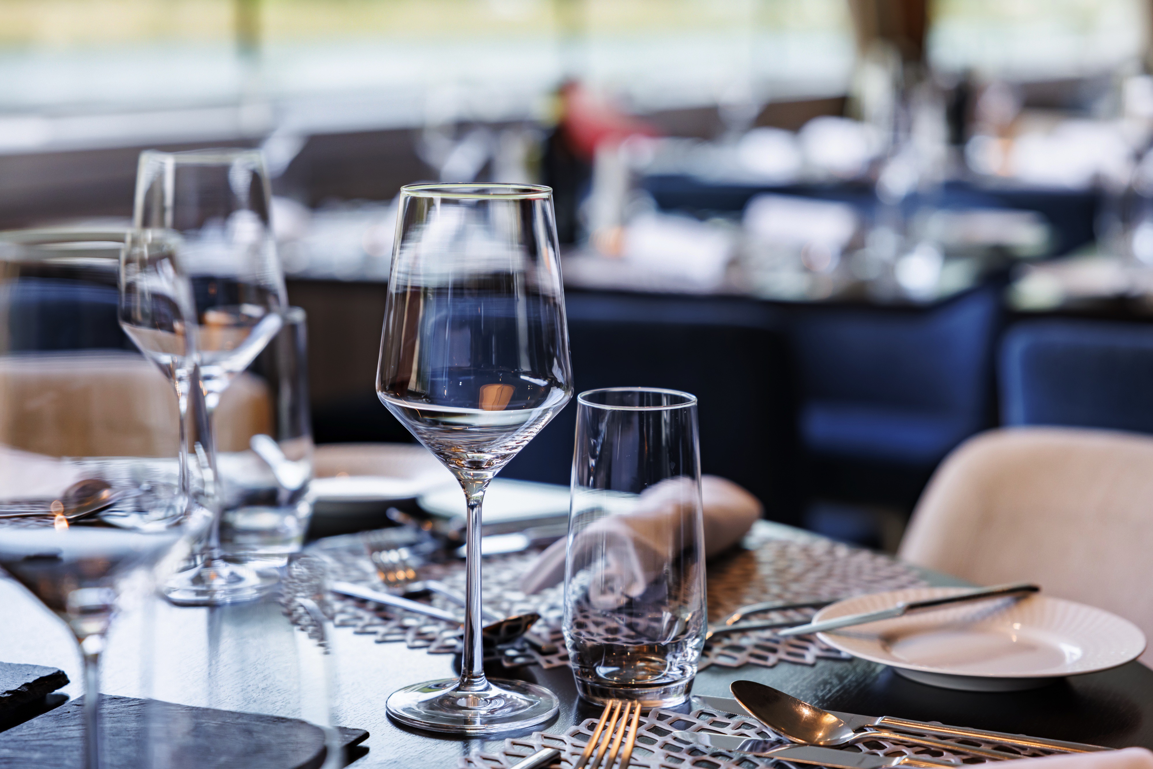 ©Avalon Waterways Avalon Poetry Ii Panorama Dining Room 1